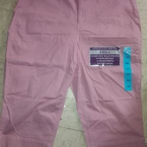 Brand new Gloria Vanderbilt 18W shorts